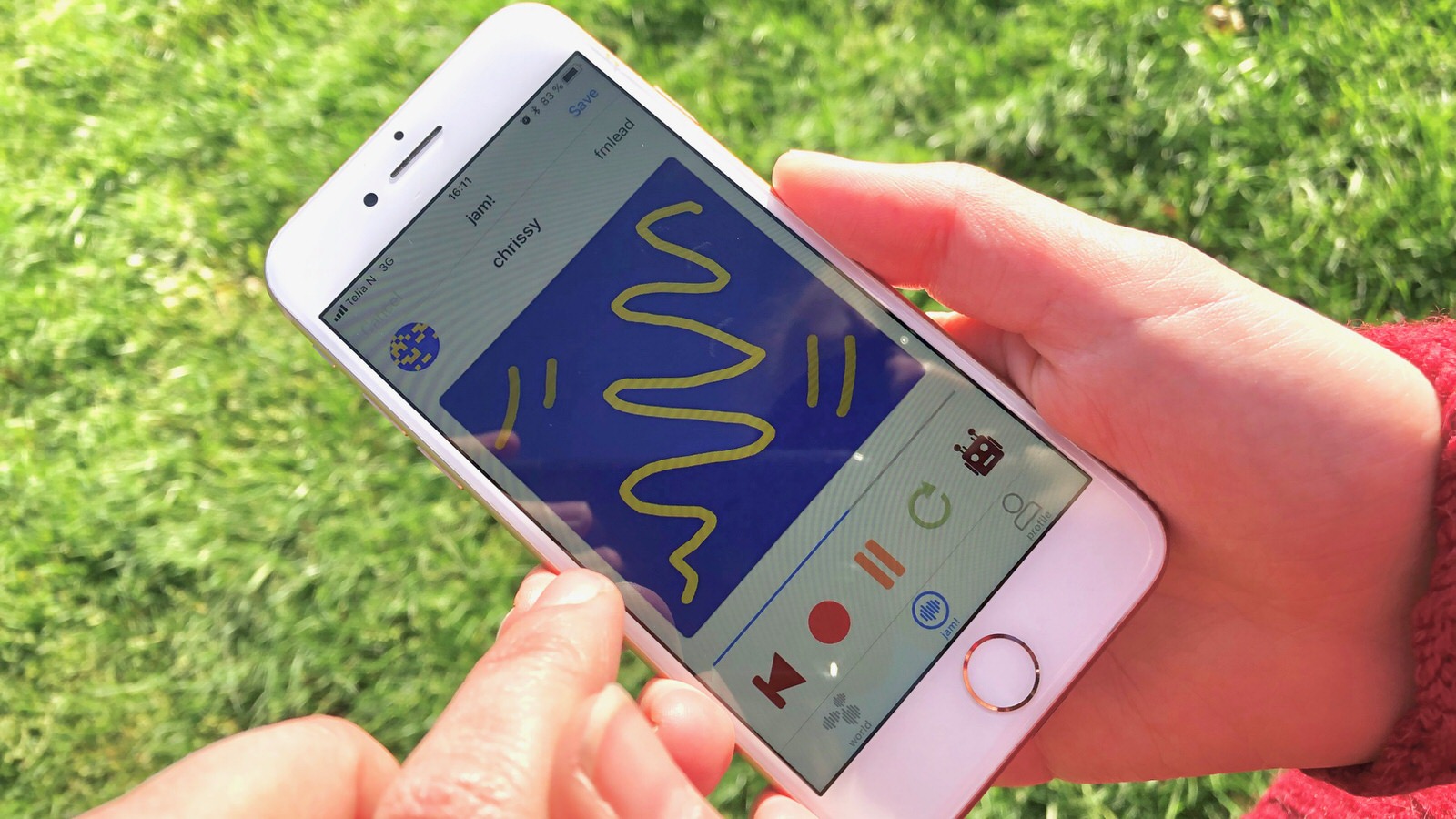 Creating music outdoors with microjam on iPhones